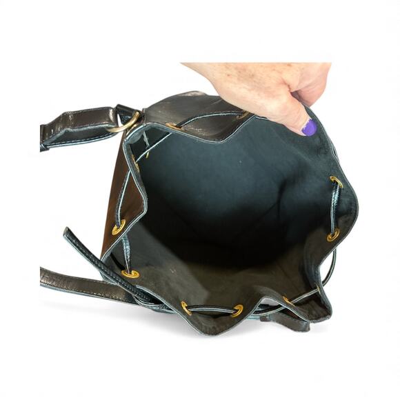 Louis Vuitton Black Epi Leather Bucket Shoulder Bag - Picture 9 of 9